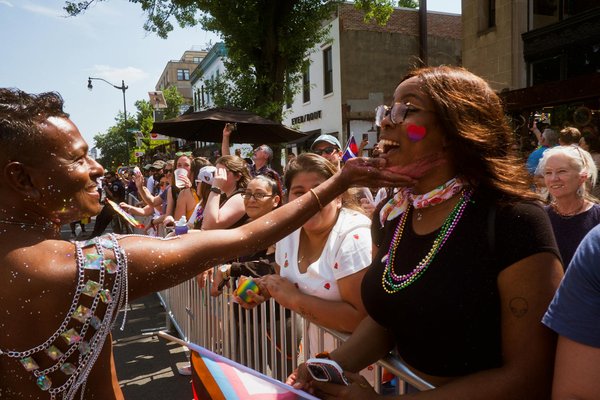 Comment mettre en œuvre un programme de gestion des déchets marins dans les petits ports de pêche ?