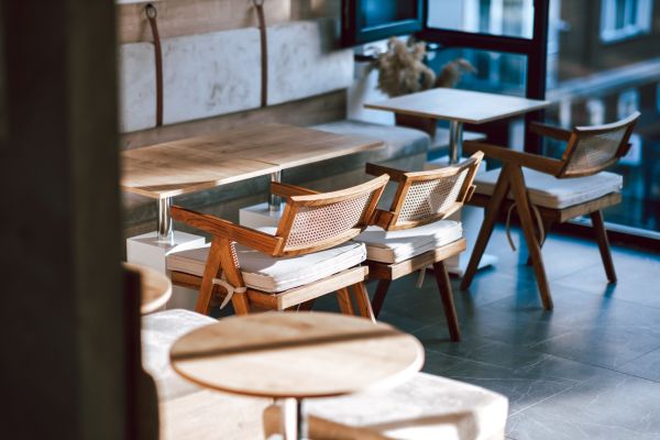 Transformez l'ambiance de votre restaurant avec nos banquettes bistro